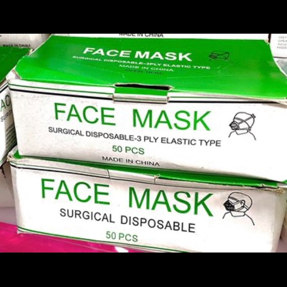 100 disposable face masks 100 disposable face masks
